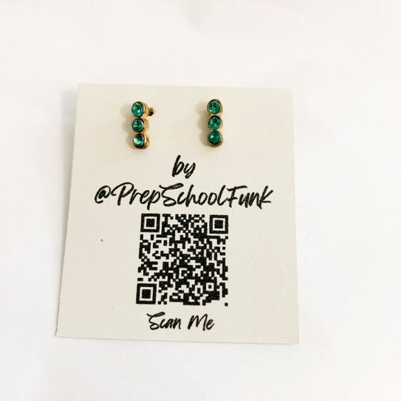 Mini green jewel drop earrings gold studs - Picture 3 of 3